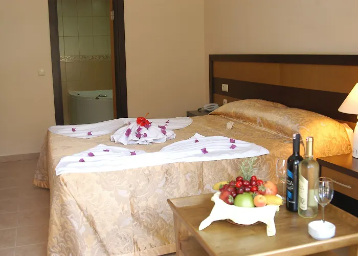 Tezcan Hotel