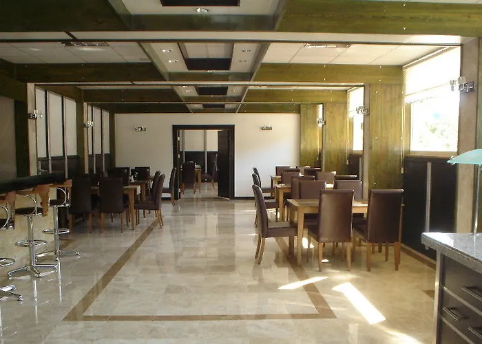 Hotel Tezcan 3*
