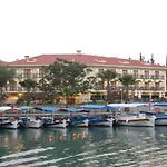Hotel Tezcan 3*