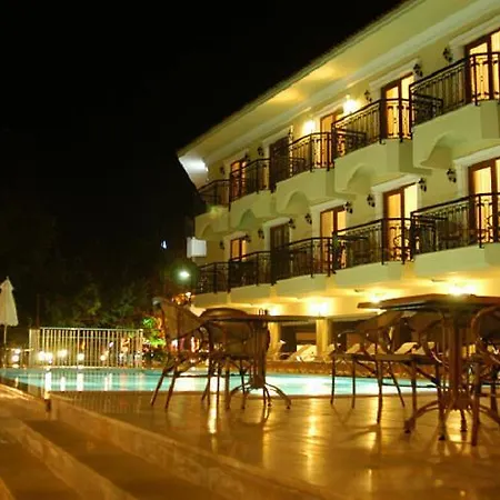 Hotel Tezcan 3*