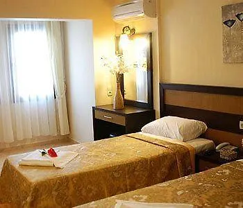 Ξενοδοχείο Tezcan 3*