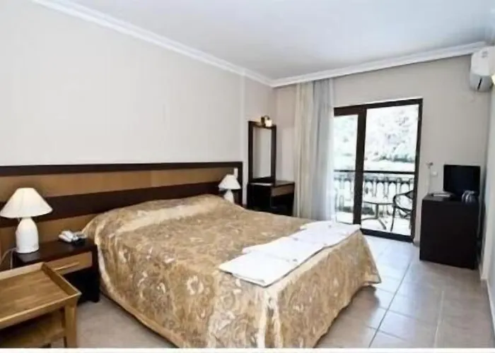 Tezcan 3*