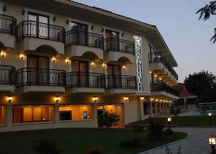 Tezcan Hotel 3*